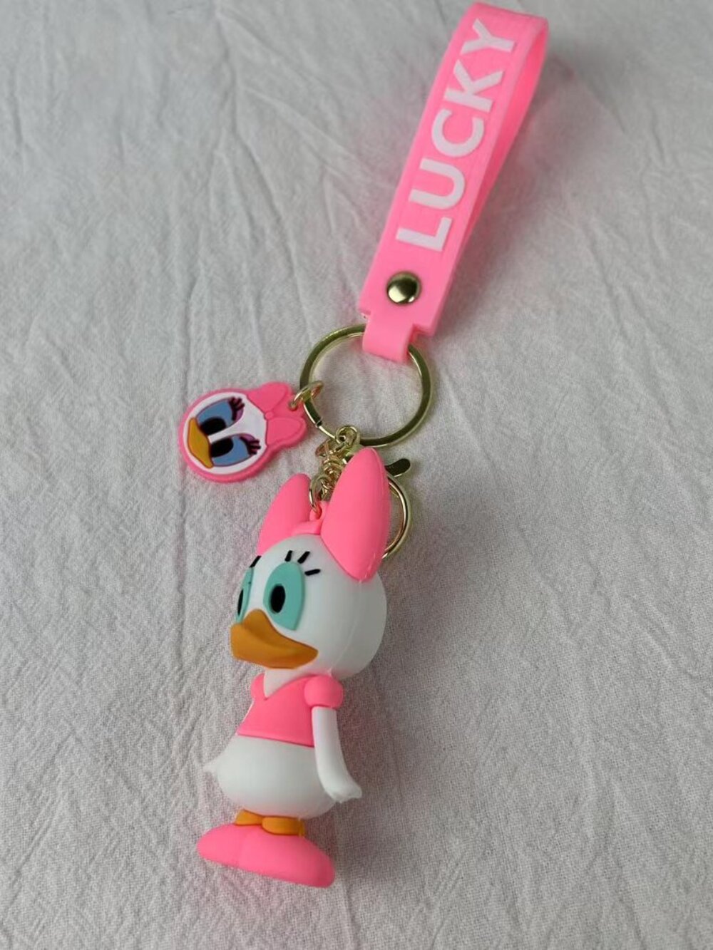 452 Creative Forest Cartoon Daisy Duck Keychain - Picture 3 of 4